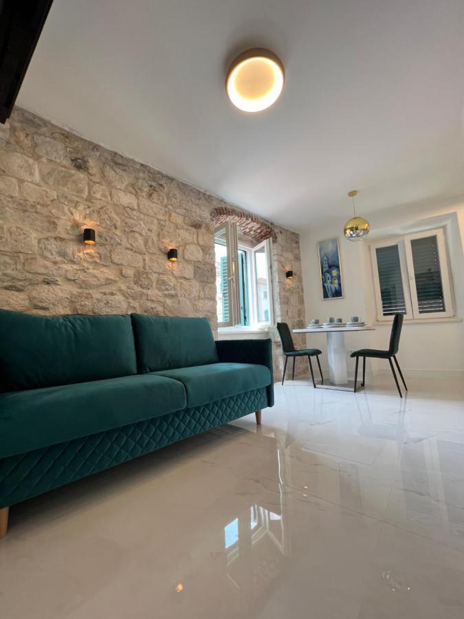 Madonna Daire Split Dış mekan fotoğraf