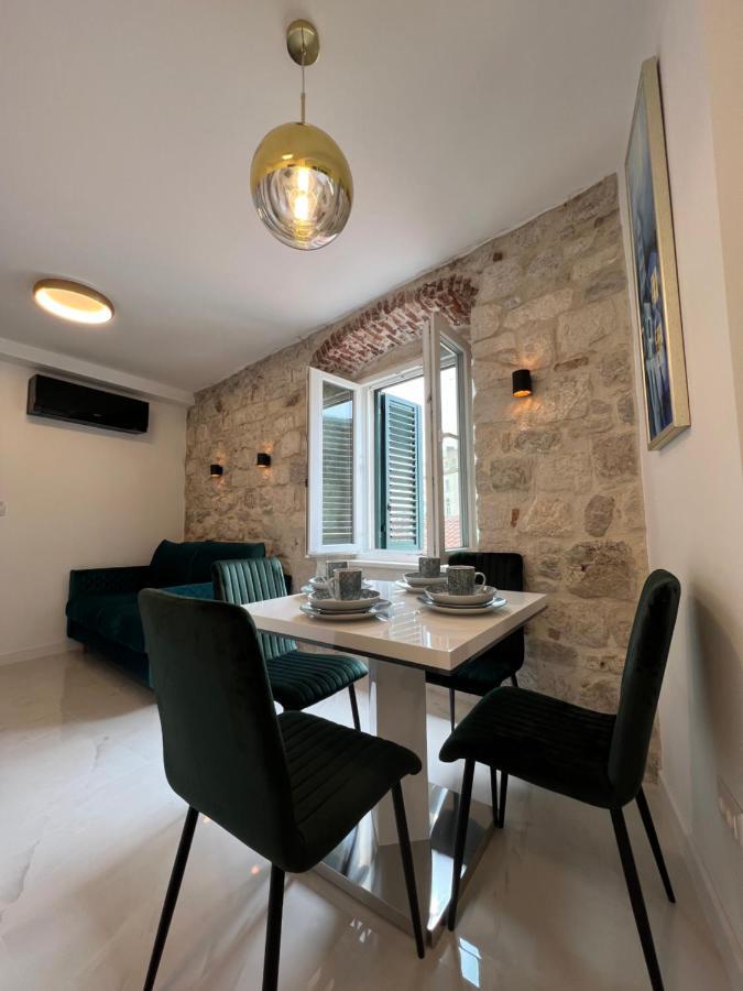 Madonna Daire Split Dış mekan fotoğraf