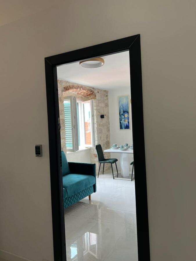 Madonna Daire Split Dış mekan fotoğraf