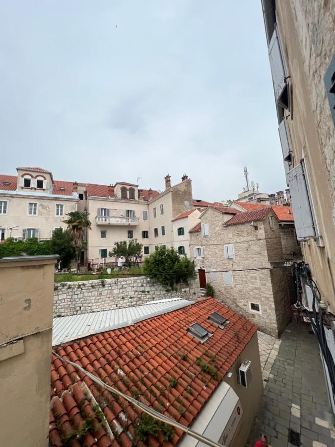 Madonna Daire Split Dış mekan fotoğraf